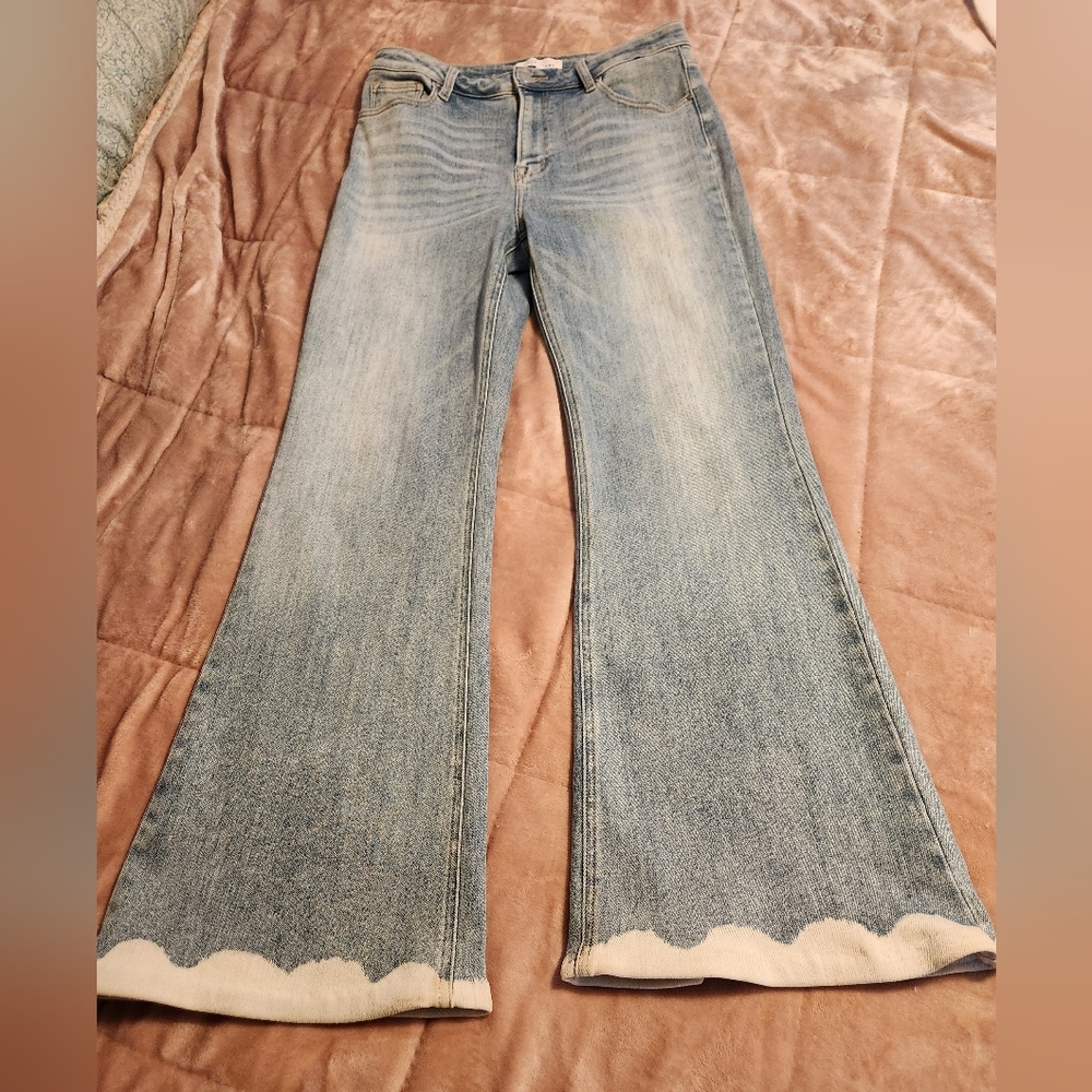 Risen Women's Flared Blue Jeans Size 13/31
